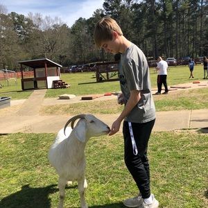 Meet your Posher, Will